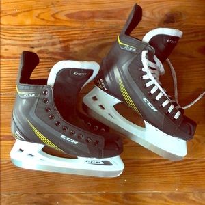 Men’s CCM 1052 Ice Skates